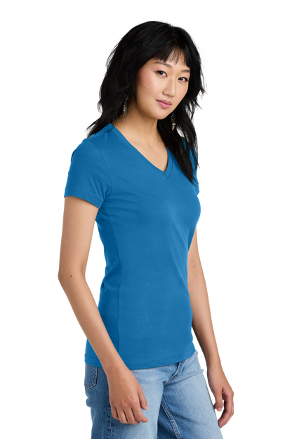 DM1170L District ® Women’s Perfect Weight ® V-Neck Tee